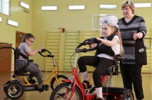 Субсидии на обучение детей-инвалидов получат частные школы от правительства Москвы