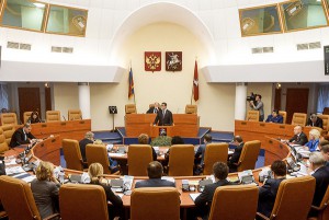 В Мосгордуме рассмотрели законопроект, касающийся муниципальных служащих 