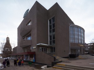 Московскую школу киномузыки презентуют в культурном центре ЗИЛ ( на фото здание культурного центра) 