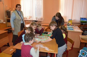 Турнир по «Монополии» для детей организовали члены молодежной палаты Донского района