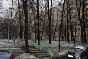 180 домов и 5 общежитий составляют жилой фонд Донского района