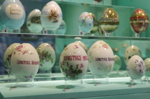 Выставка фарфоровых яиц «Пасхальный подарок» в Коломенском