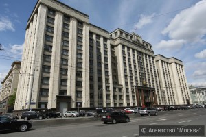 Здание Государственной Думы в Москве 