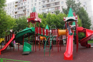 В Донском районе появятся новые игровые комплексы для детей