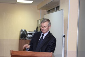 Депутат муниципального округа Донской Владимир Буянов 