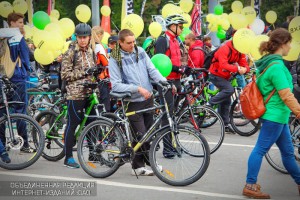 Участники осеннего велопарада