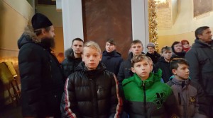 Воспитанники Карабановского детского дома на экскурсии в монастыре