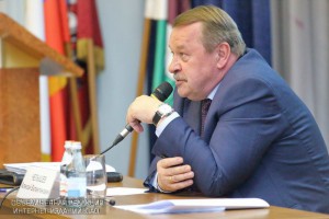 Жители ЮАО в феврале смогут задать вопросы префекту Алексею Челышеву