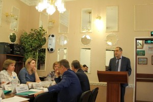 Депутат заслушали информацию о работе поликлиник район