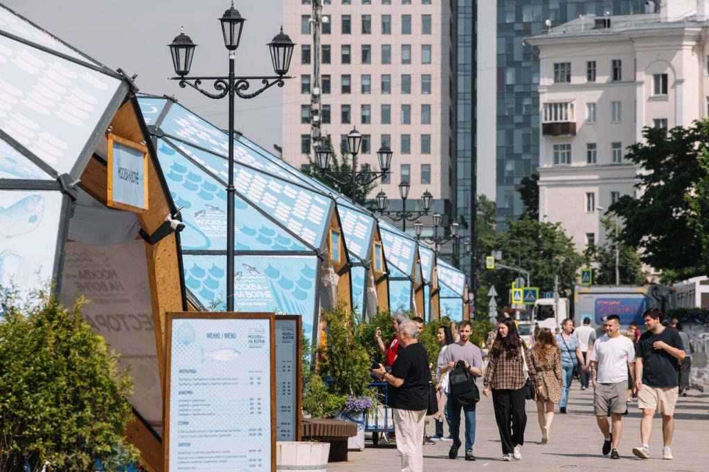 Фестивали в Москве объединяют местных жителей и предпринимателей, создавая новые возможности для благотворительных инициатив. Фото: пресс-служба Департамента торговли и услуг города Москвы