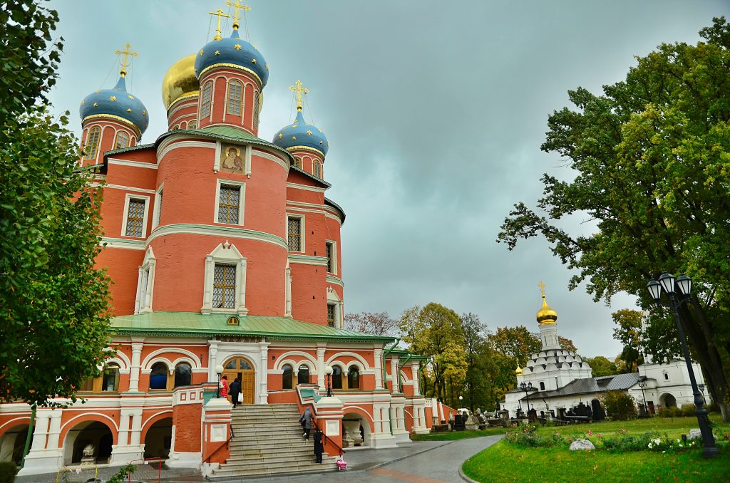 Показ фильма организуют в Донском монастыре. Фото: Анна Быкова, «Вечерняя Москва»