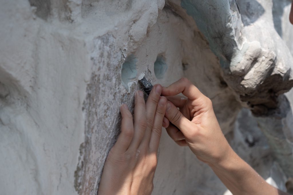 Студенты КАДРа №26 приняли участие в реставрационных работах. Фото: страница КАДРа №26 в социальных сетях