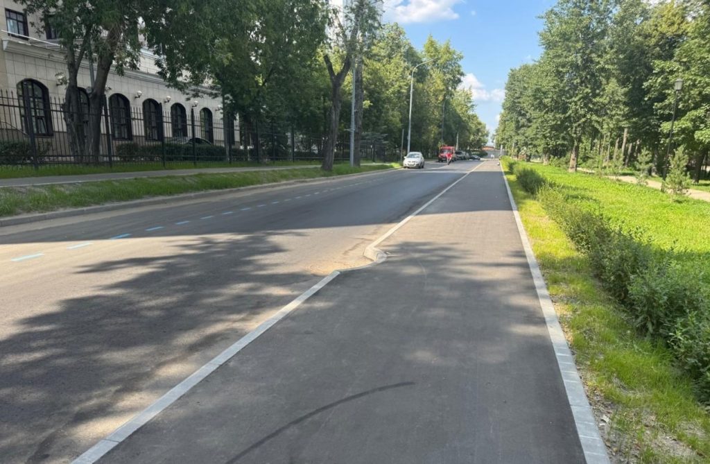 Работы по обновлению дорожного покрытия завершили в Донском районе. Фото: страница управы Донского района в социальных сетях