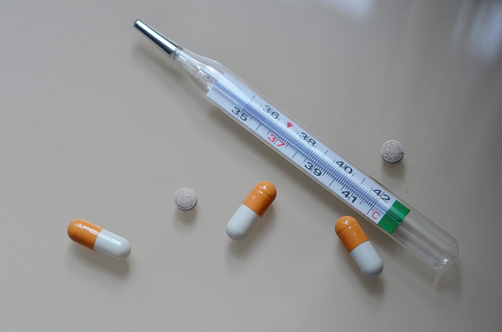 Волонтеры РГУ имени Алексея Косыгина организуют донорскую акцию. Фото: Анна Быкова, «Вечерняя Москва»