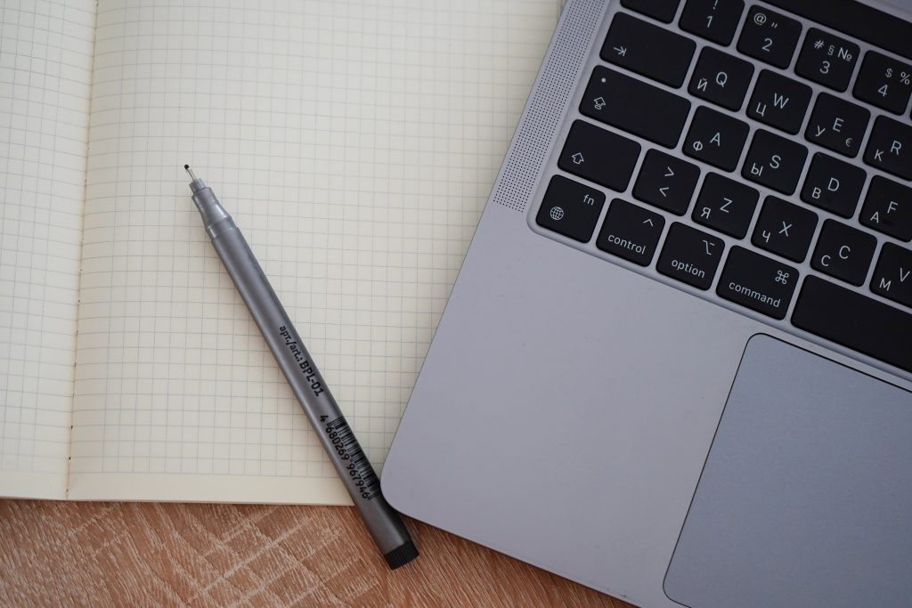 Студенты КАДРа №26 разработали бот для социомониторинга. Фото: Анна Быкова, «Вечерняя Москва»