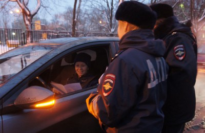 На территории ЮАО проверили, как водители соблюдают правила перевозки детей
