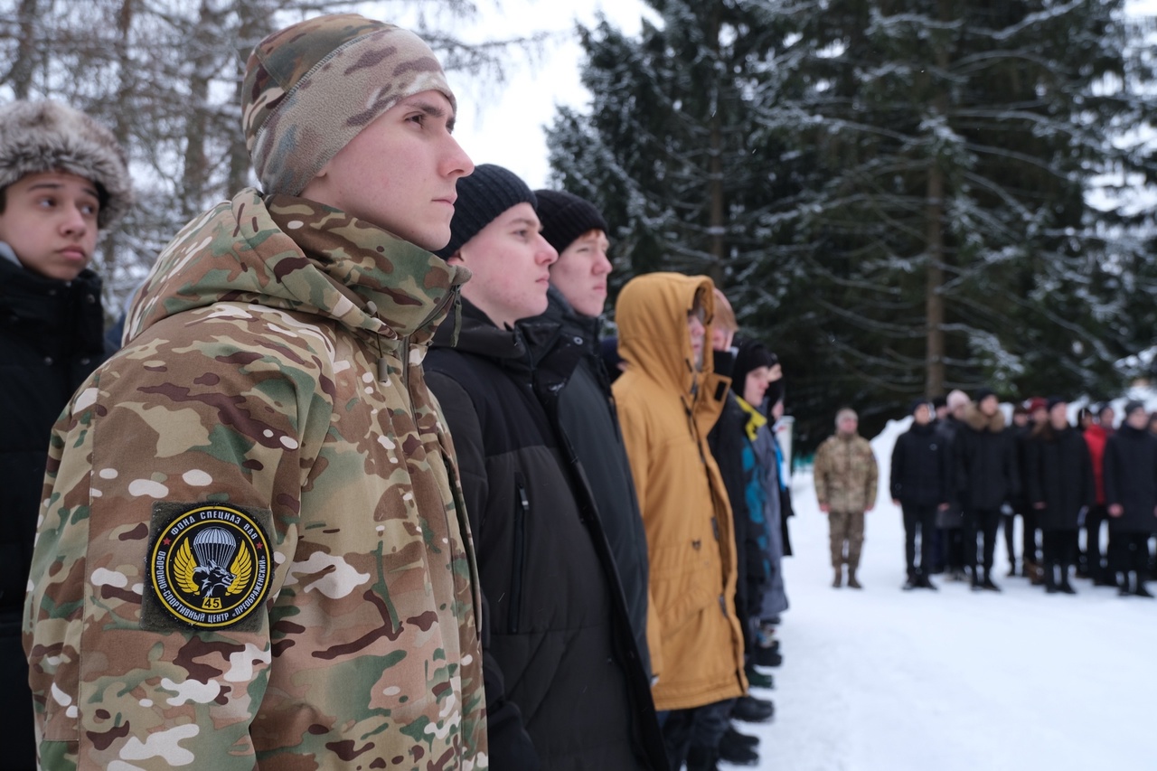 Ученики школы №1580 отправились на спортивные сборы в Центр Спецназа ВДВ. Фото: страница школы №1580 в соцсетях