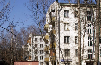 В Москве могут начать сносить "несносимые" пятиэтажки