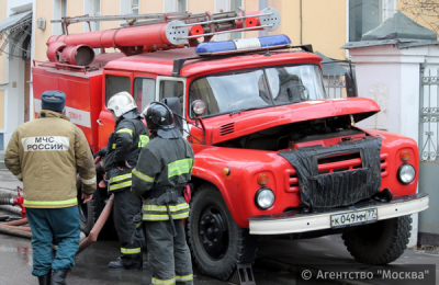 Новым электронным оборудованием для более эффективной работы диспетчеров в Москве оснастят пожарные расчеты