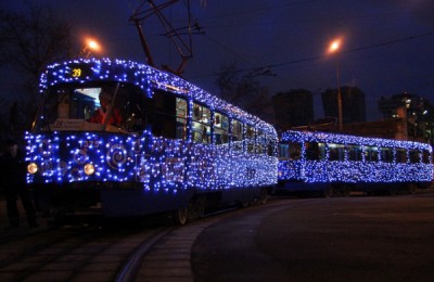 Новогодний трамвай будет курсировать по Бульварному кольцу мимо старинных домов и усадеб столицы