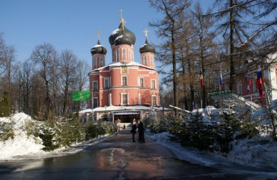 Народный парк появится в сквере у Донского монастыря в 2016 году