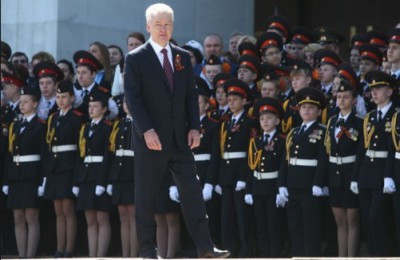 Собянин поздравил участников и гостей парада кадет с Днем герба и флага Москвы
