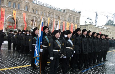 Студенты МГАВТ во время парада на Красной площади