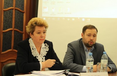 Глава МО Донской Татьяна Кабанова и ио главы управы района Дмитрий Соколов на заседании