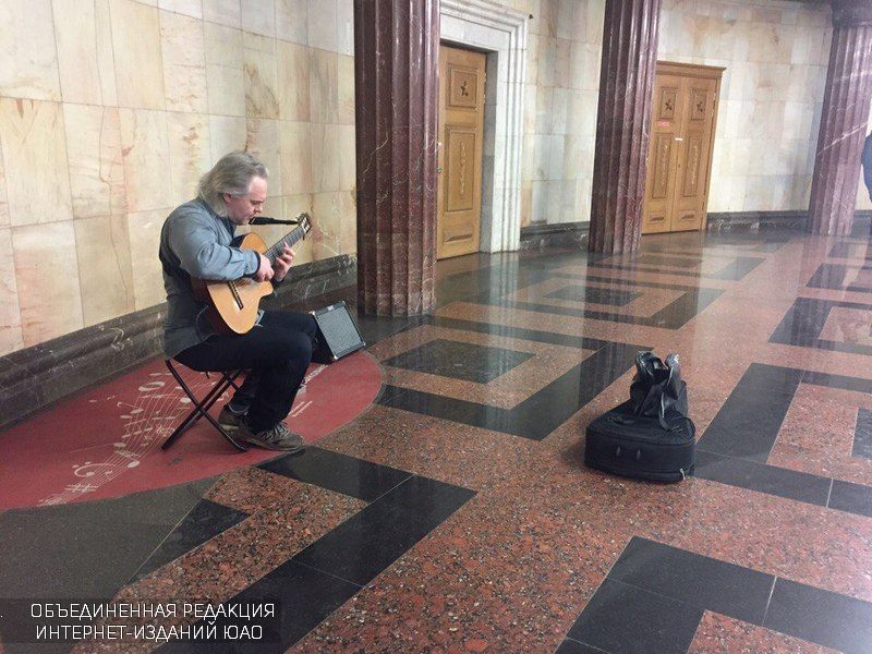 Музыкальный проспект. Музыканты в метро. Площадки для музыкантов в столичном метро. Проект музыка в метро площадь Гагарина.