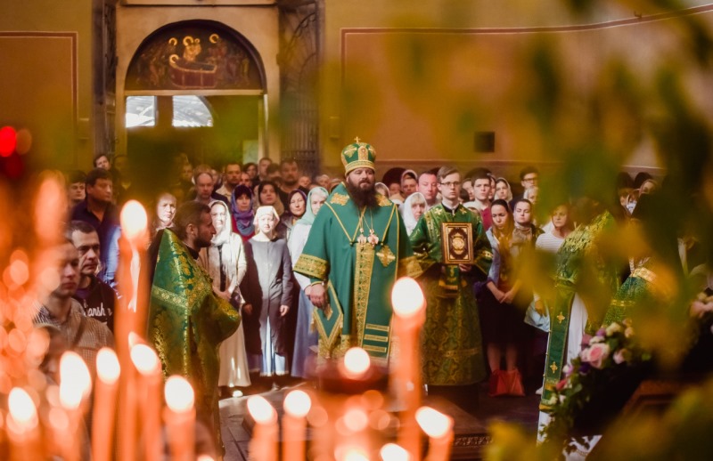 День Святой Троицы отпраздновали в Донском монастыре