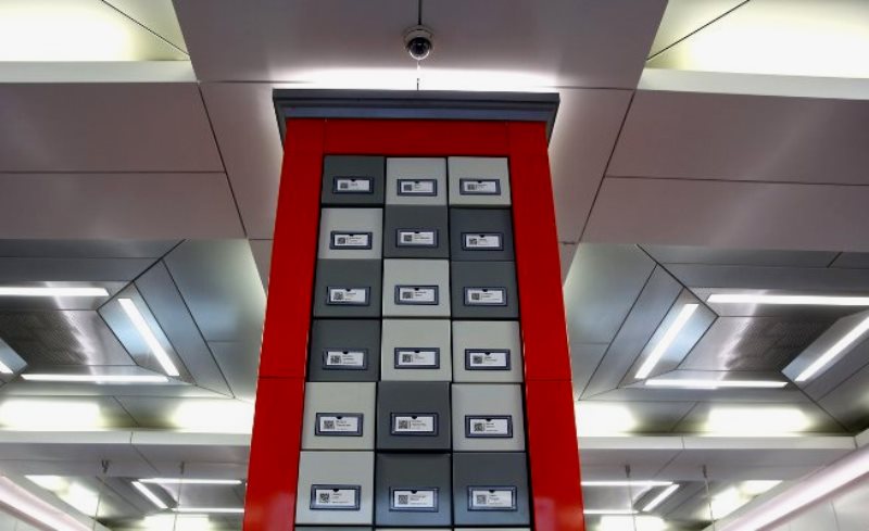 Станции метро Донского района оборудуют "входами в виртуальный мир книг"