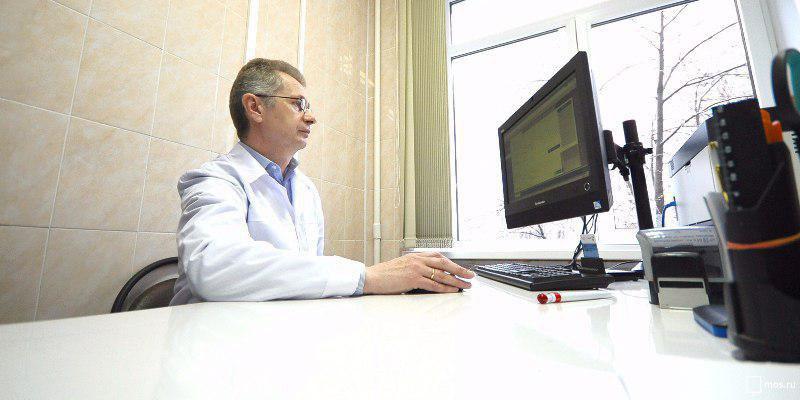 доктор у компьютера фото с mos.ru