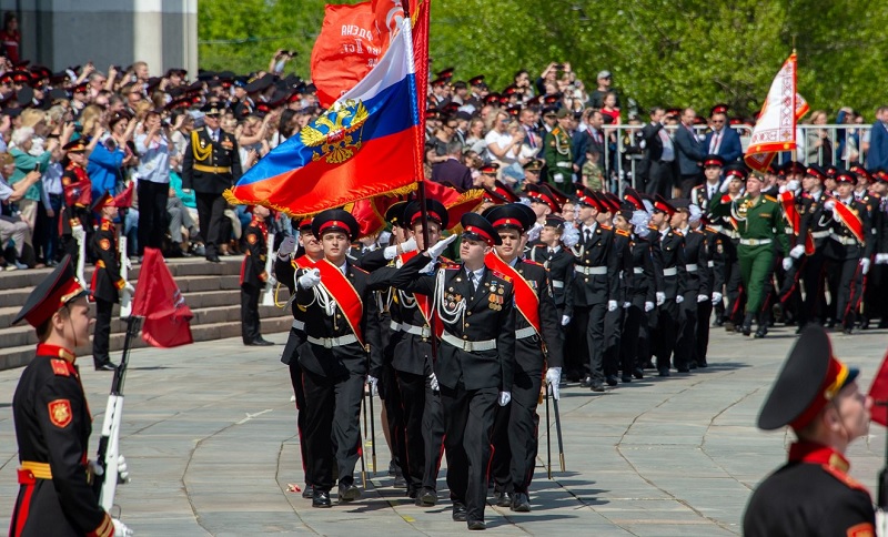 Кадеты Донского района приняли участие в параде на Поклонной горе