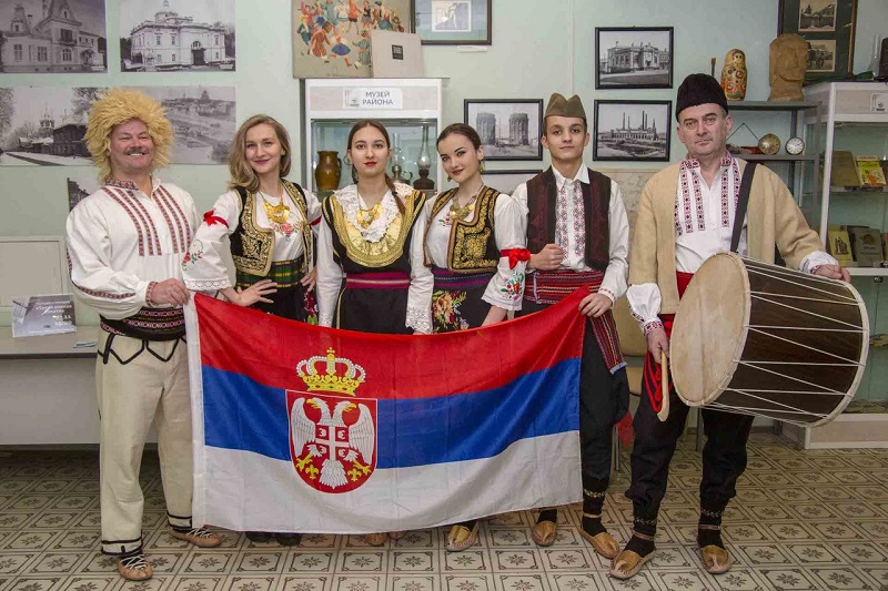 Народ сербии