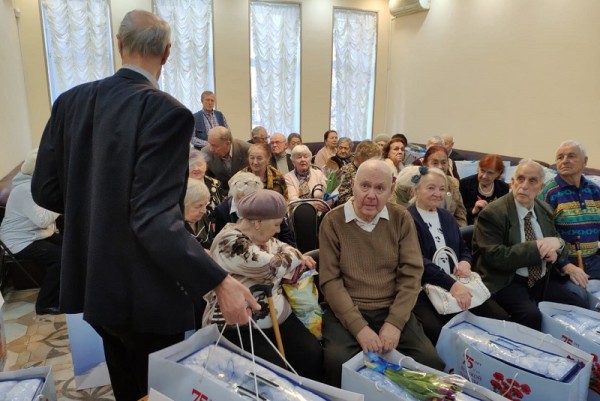 Дмитрий Соколов, 75-летие Великой Победы, ветераны, поздравление, управа района 4