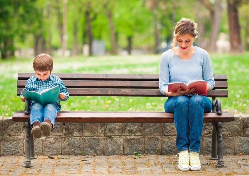 ДонБиблиотека4июня ребенок чтение семья