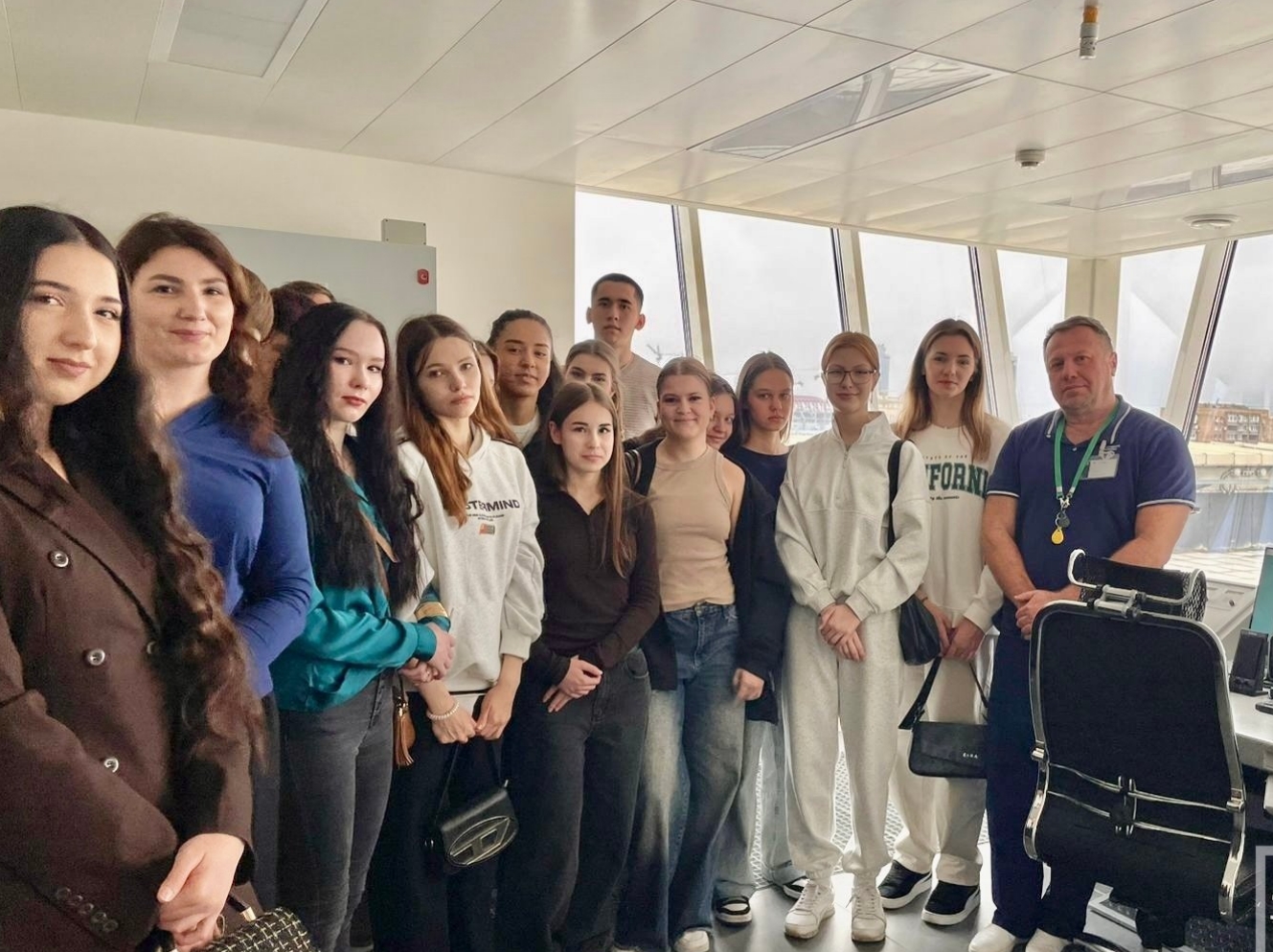 Экскурсию по НИИ скорой помощи имени Николая Склифосовского провели для студентов Медицинского колледжа №1. Фото: страница Медицинского колледжа №1 в социальных сетях