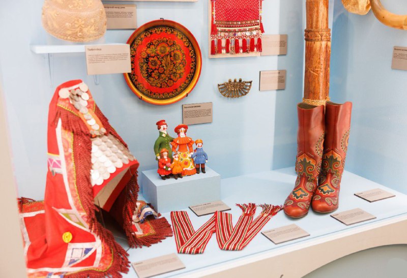 Студенты РГУ имени Алексея Косыгина представили свои работы на выставке «Традиционная Россия». Фото: официальный сайт РГУ имени Алексея Косыгина