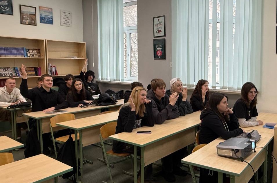 Студенты КАДРа №26 приняли участие в эстафете «Мои финансы». Фото: страница КАДРа №26 в социальных сетях